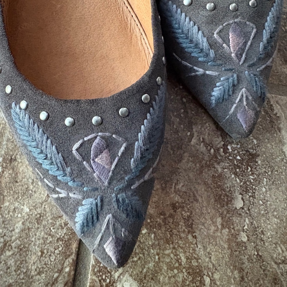 Frye embellished flats size 8
